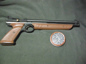 Crossman Pumpmaster Classic pistol